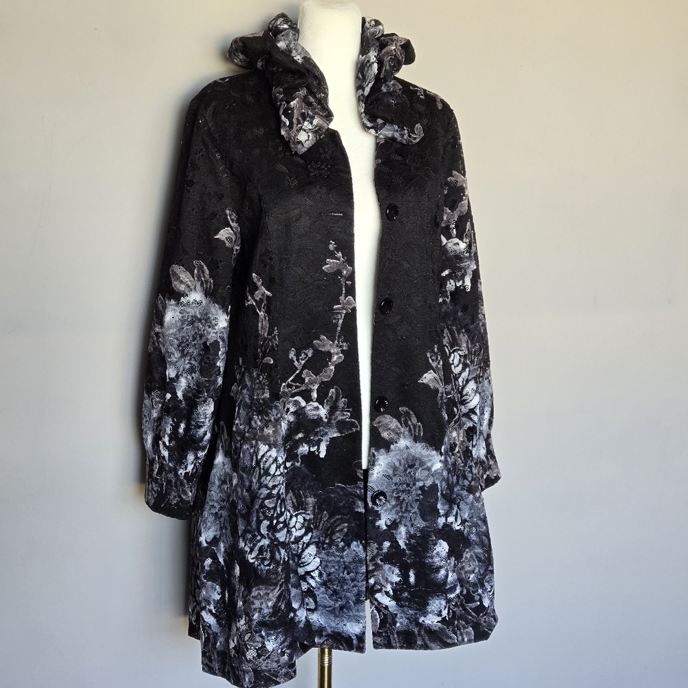 VTG Gothic Punk Whimsigoth Black Floral Lace Ruffled Collar Button Front Coat - Picture 4 of 11